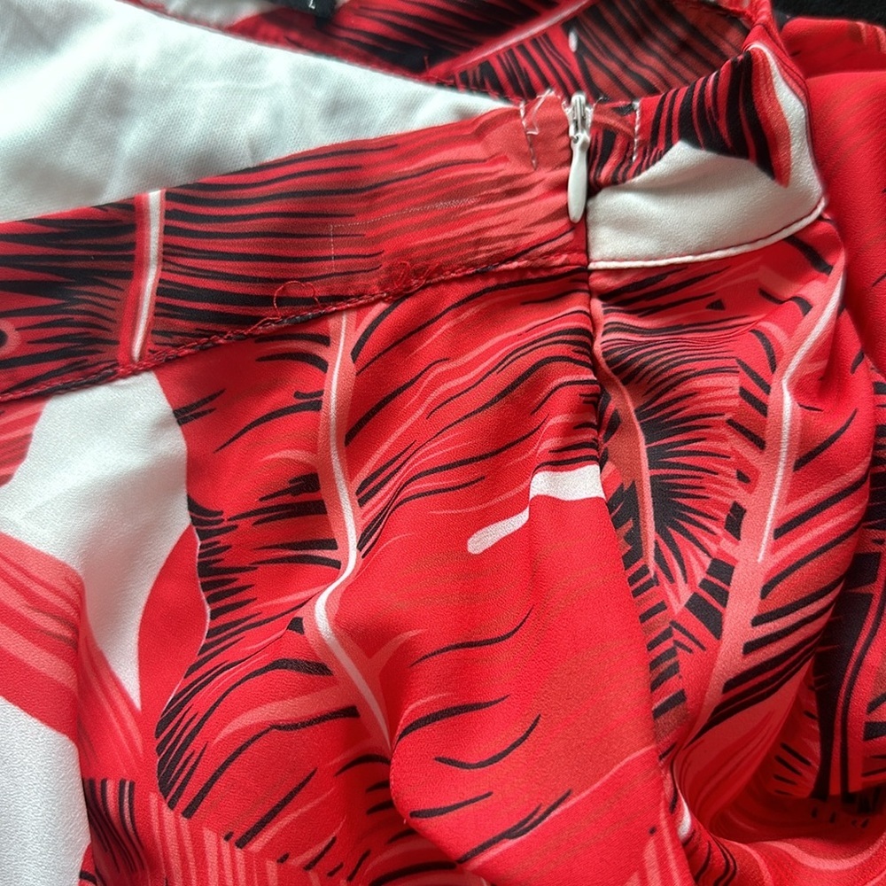 Akira Red Jungle Flowy Maxi Skirt - LARGE - Picture 11 of 12